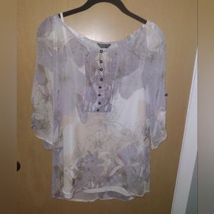 ***😀3 for $35./Denver Hayes Light Sheer Floral Blouse..